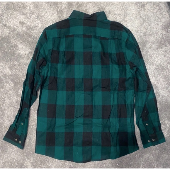 Never worn Blue Mountain long sleeve green & black plaid button up shirt size m - Picture 3 of 3